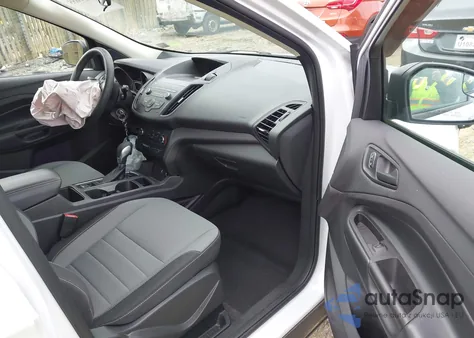 2019 Ford Escape S z USA, uszkodzony, nr VIN 1FMCU0F75KUB21913